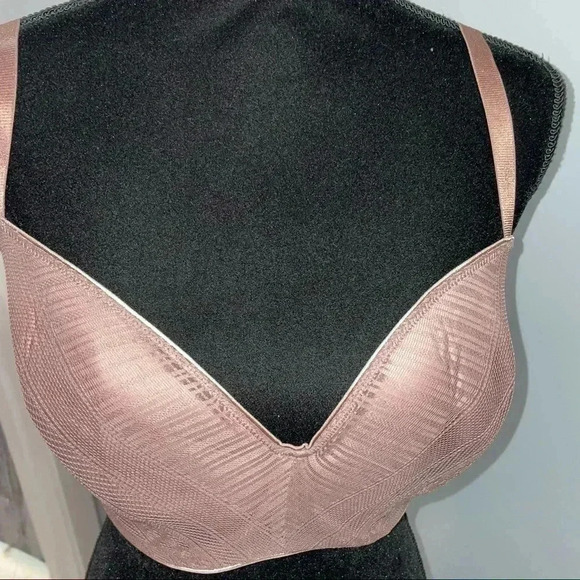 Third Love Everyday Lace T-Shirt Bra - Picture 7 of 8